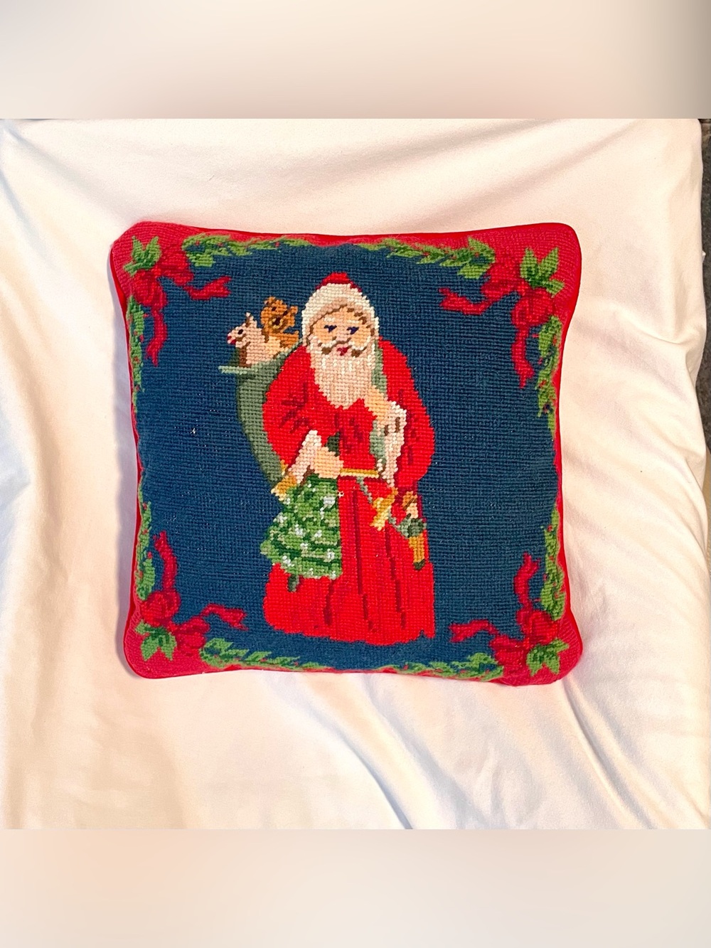 *VINTAGE* Needlepoint Santa Claus Pillow - Velvet Back-Zip To Insert-Christmas